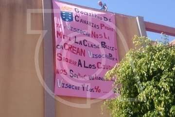 Las viviendas sociales de El Calero abrazan la lucha en Telde contra Visocan (Foto TA)